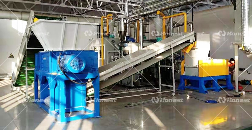 The E-Waste Double Shaft Shredder Machine In Tianjin China
